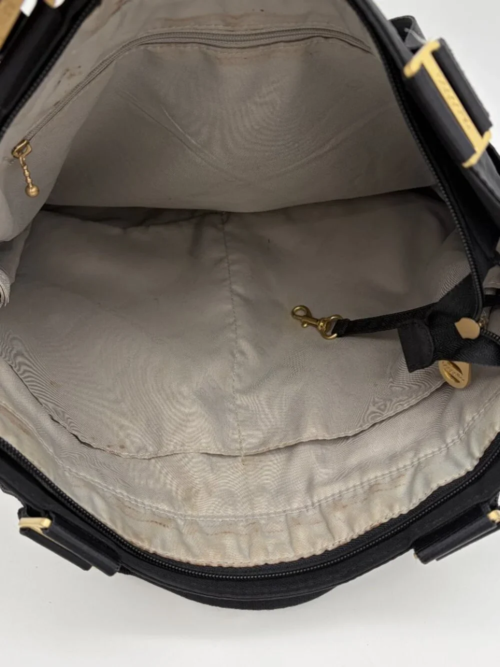 Baggallini San Marino Satchel Black Nylon Travel Tote Bag Gold Hardware Turnlock